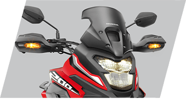 3-Step Adjustable Rear SuspensionThis special edition Activa comes with black chrome highlights, both on the front and on the logo carved on the side panels, projecting the premium essence of the scooter.