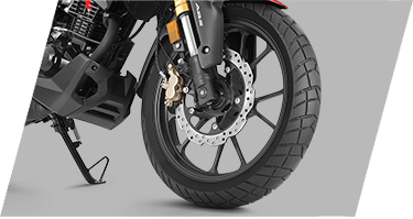 3-Step Adjustable Rear SuspensionThis special edition Activa comes with black chrome highlights, both on the front and on the logo carved on the side panels, projecting the premium essence of the scooter.