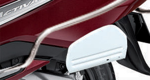 3-Step Adjustable Rear SuspensionThis special edition Activa comes with black chrome highlights, both on the front and on the logo carved on the side panels, projecting the premium essence of the scooter.